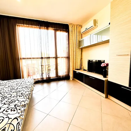 Apartment студио каскадас к34 Slantschew brjag