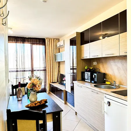 Apartment студио каскадас к34 Slantschew brjag